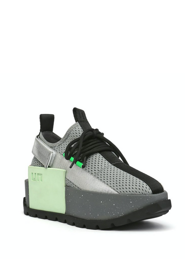 United Nude – Corre Seattle